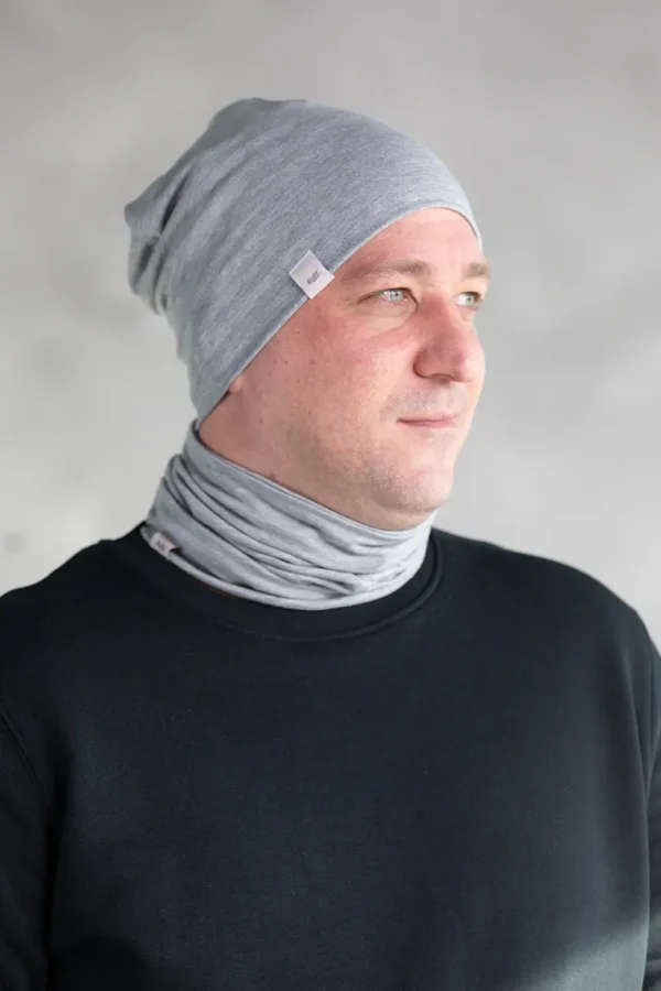 helehall puuvillane müts ja sall