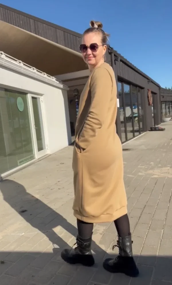 dresskleit-beež-tikandiga