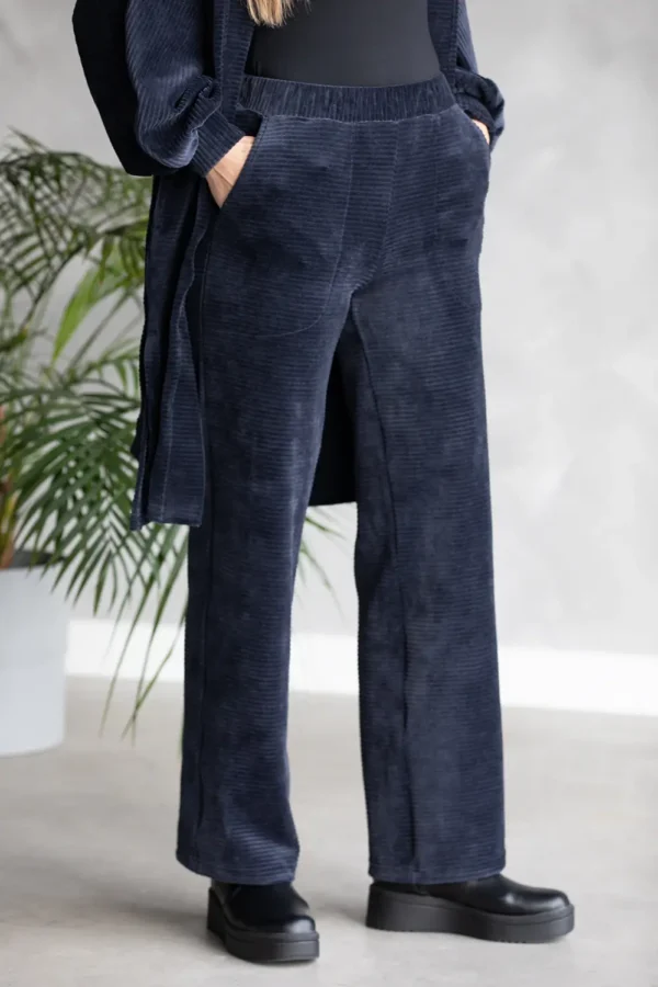 naiste hallikassinised laiad vabaaja püksid