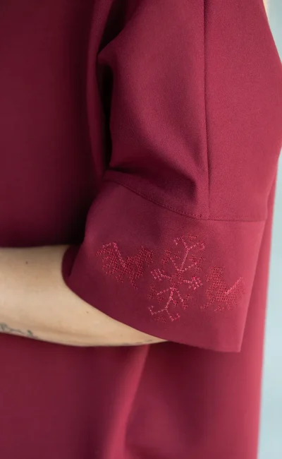 bordoopunase kleidi varrukal on tikand